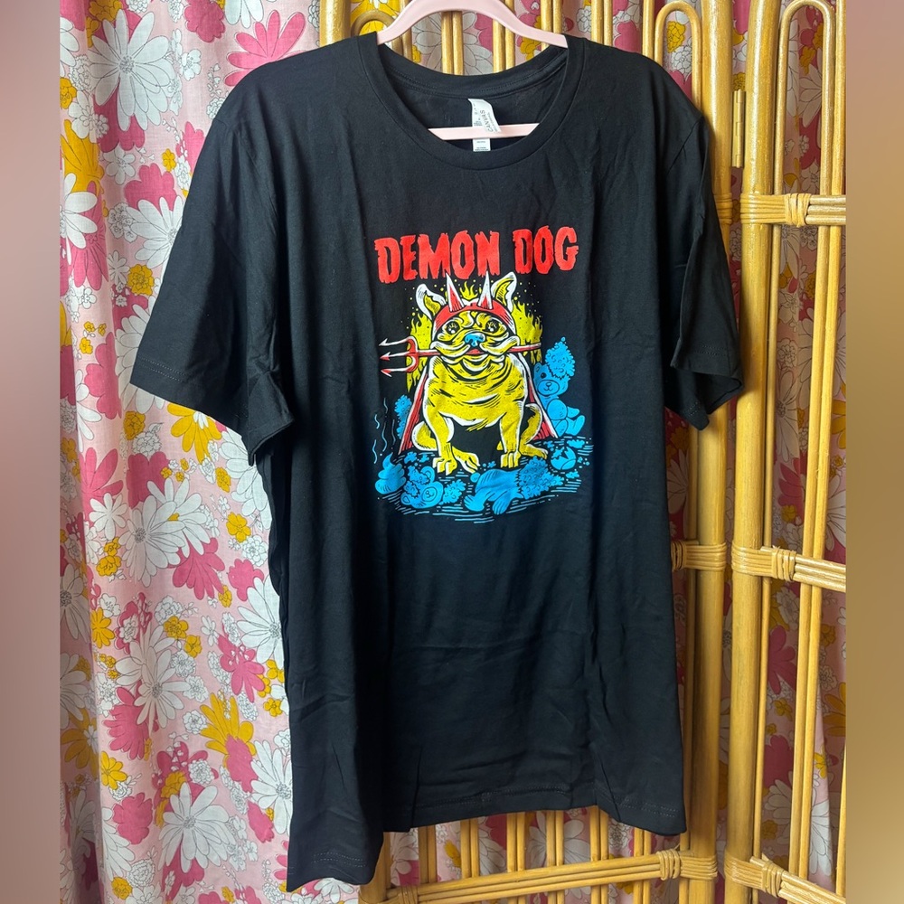 Like new Wicked Clothes Demon Dog Graphic Tee - 2XL